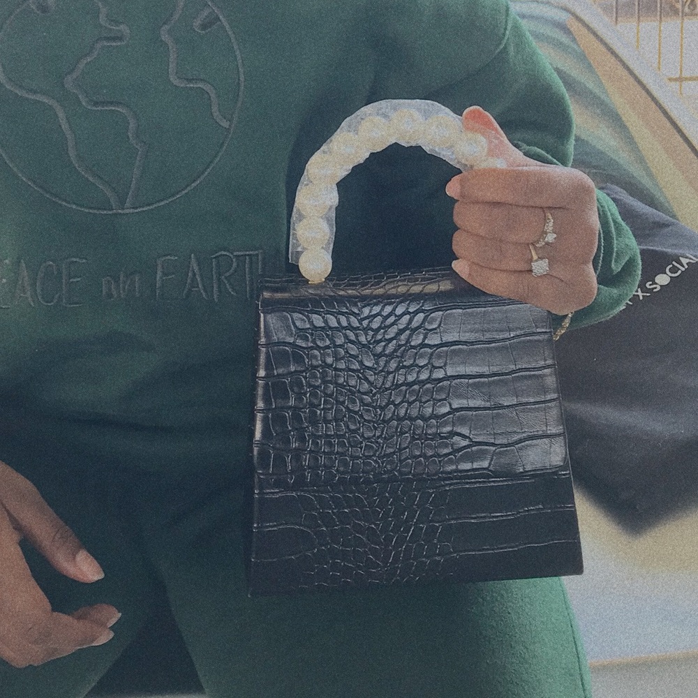 Pearl bag